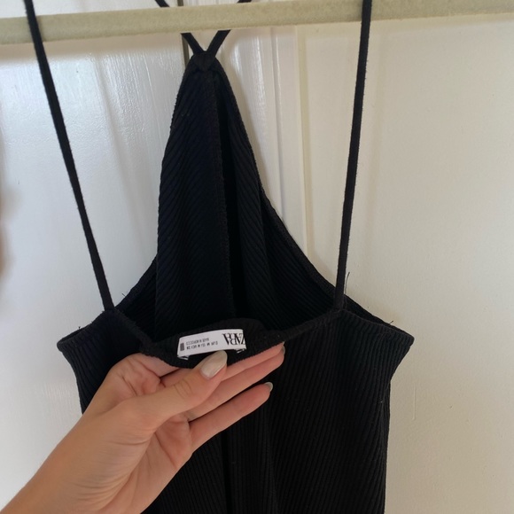 Zara cross strap halter dress. - Picture 3 of 3